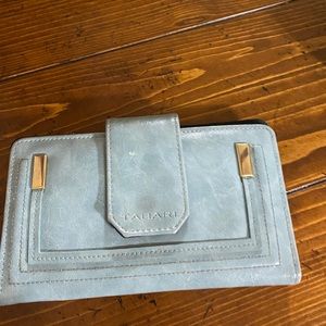 Tahari women wallet